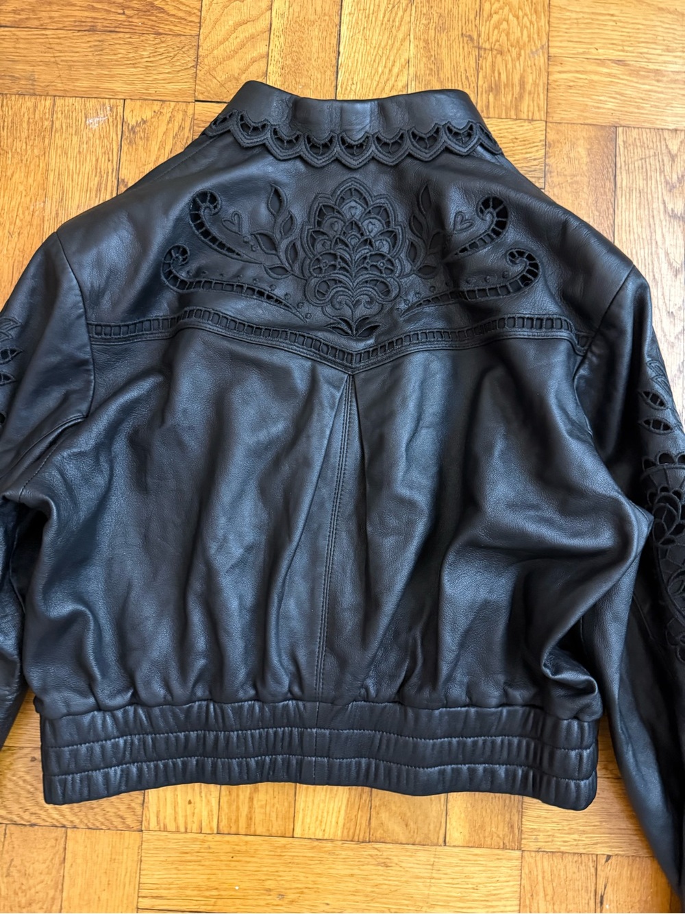 Farm Rio
Black Richelieu Heart Leather Jacket - Picture 11 of 16